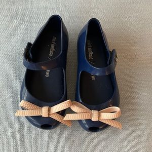 Mini Melissa size 9 girls shoes - navy and pink